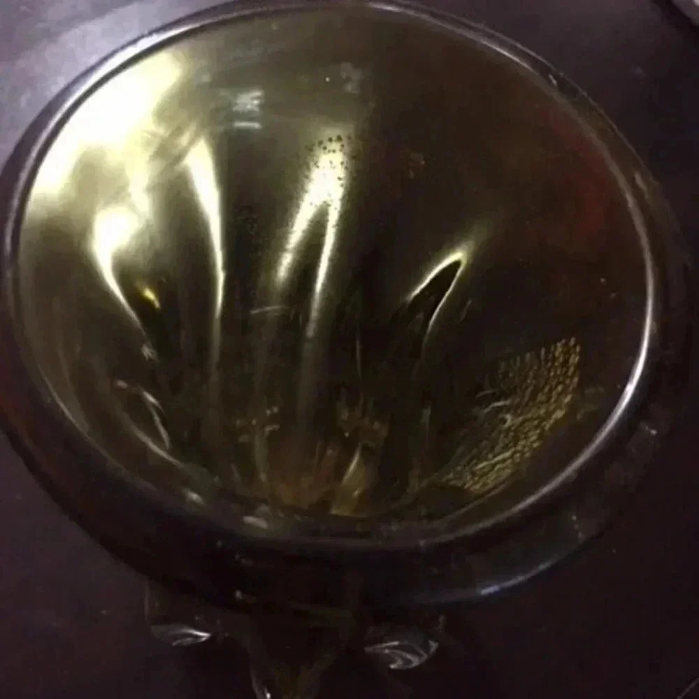 Vase - Picture 2 of 3